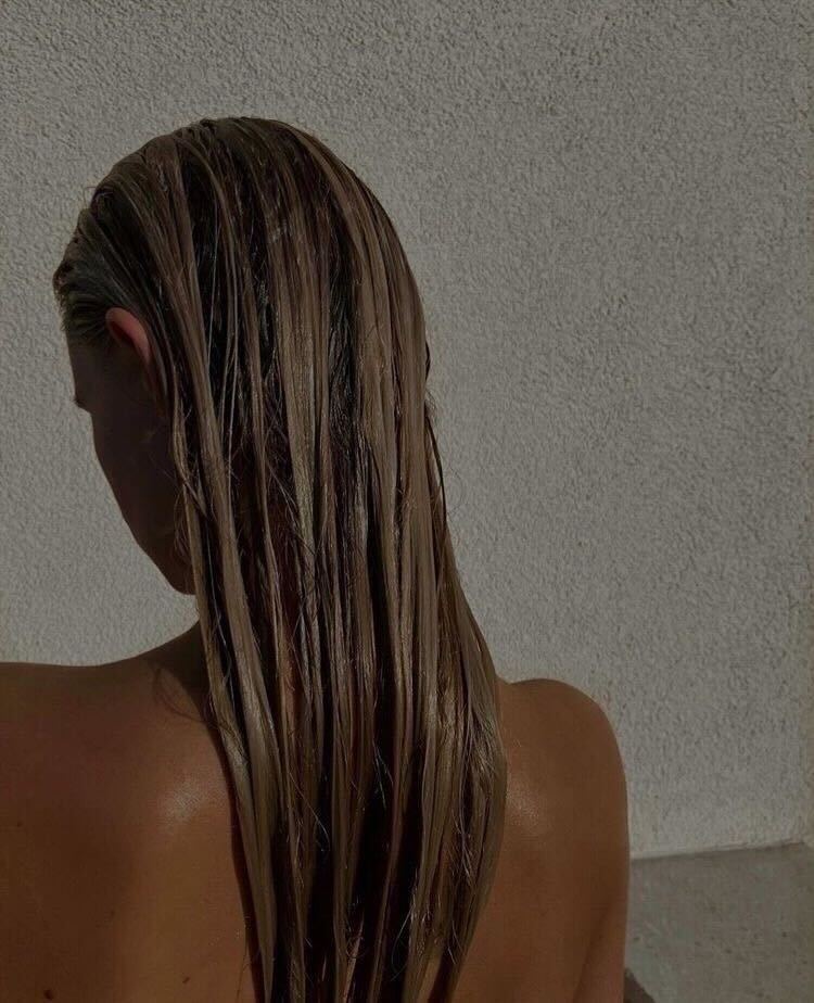 How to wash your hair properly with extensions!